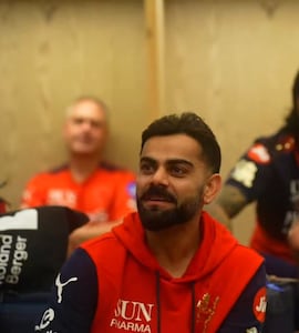 "<i>Mera Naam Bhul Gaya</i>": Krunal Pandya Reminds RCB Star, Cant Miss Virat Kohlis Reaction