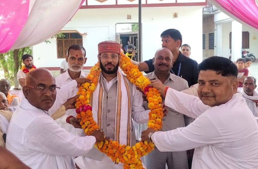 मनोज पांडे रायबरेली जिले की ऊंचाहार सीट से विधायक हैं, वो मंत्रिमंडल विस्तार में शामिल इकलौते सवर्ण विधायक हो सकते हैं.