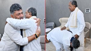 At Breakfast Meet, DK Shivakumar Hugs Siddaramaiah, Touches His Feet