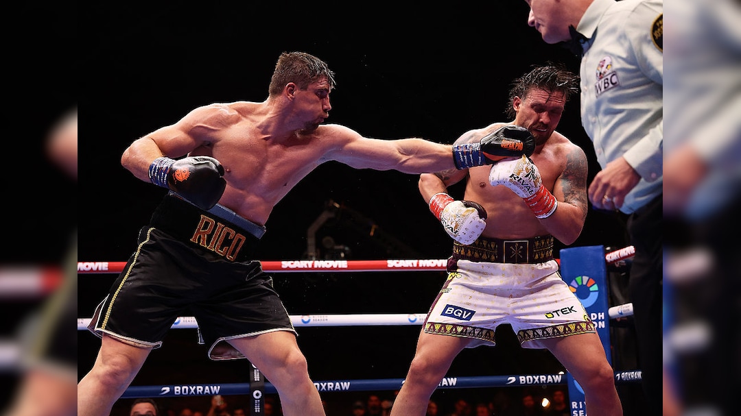 Boxers Oleksandr Usyk and Rico Verhoeven face off before the “Glory in Giza” fight, in Cairo, on May 19.Photographer: Mark Robinson/Getty Images