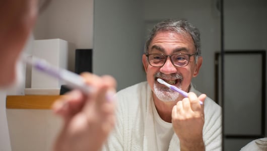 Electric Toothbrushes की इन बेस्ट डील्स को बिल्कुल न करें मिस, क्वालिटी में नंबर वन और प्राइस हैं बेहद कम