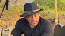 सलमान खान को किसने पहनाई 'टोपी'? भाईजान ने शेयर की फोटो, फैन बोले- भाई की झलक सबसे अलग