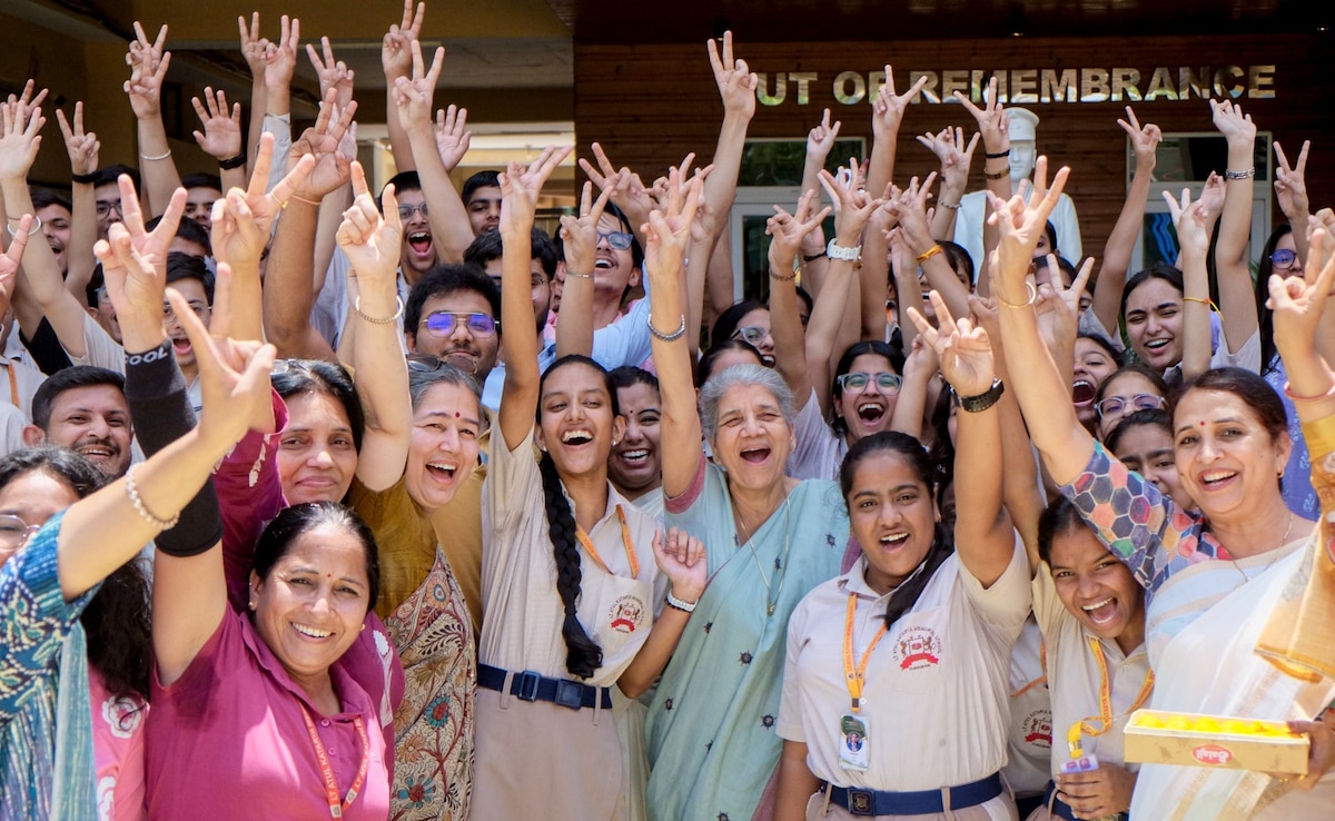 CBSE 10वीं के बाद 12वीं रिजल्ट में भी चमके केंद्रीय विद्यालय और नवोदय विद्यालय, जानें पिछले पांच साल का सक्सेस रेट