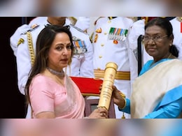 Hema Malini Calls Accepting Dharmendra's Padma Vibhushan 'Euphoric': "Tears Welled Up"