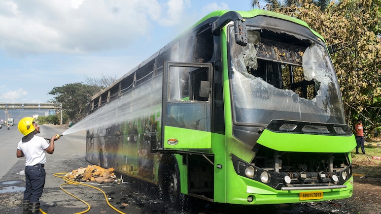 Massive Tragedy Averted In Navi Mumbai As Bengaluru-Rajkot Bus Catches Fire Near Vashi Bridge
