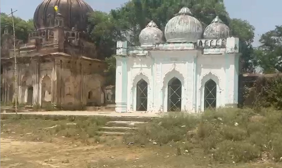 लखनऊ मलिहाबाद में राजा कंस किले को लेकर बवाल, सुंदरकांड पर रोक और बकरीद पर नमाज बैन, यूपी में एक्शन में योगी की पुलिस