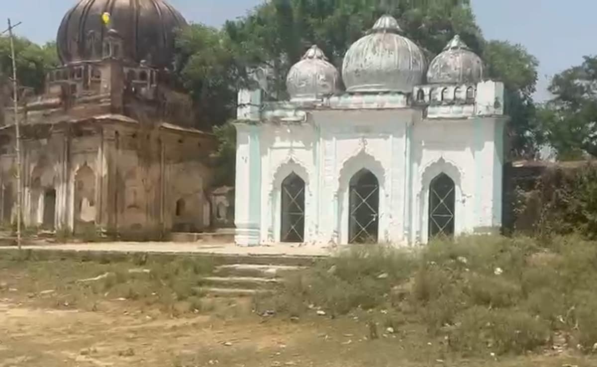 लखनऊ मलिहाबाद में राजा कंस किले को लेकर बवाल, सुंदरकांड पर रोक और बकरीद पर नमाज बैन, यूपी में एक्शन में योगी की पुलिस — WellsTrack