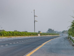 Kanpur-Lucknow Expressway Toll Suspended After 300-Metre Slippage, Highway Authority Cracks Down On Contractor