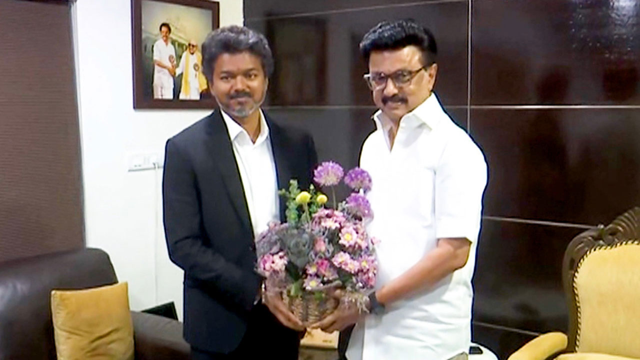 Tamil Nadu Chief Minister Vijay Meets Ex-CM MK Stalin At His Home