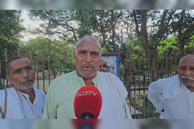 लड़के का ताऊ 