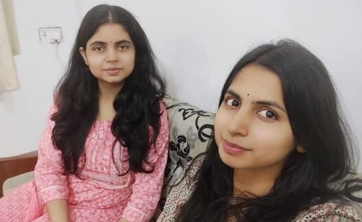success story ias saumya mishra irs sumegha mishra upsc journey