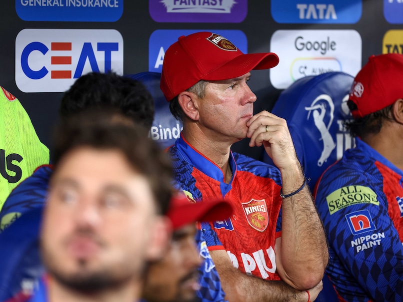 Ricky Ponting's Strategic Flaw Exposed In Bitter Defeat Against Delhi Capitals