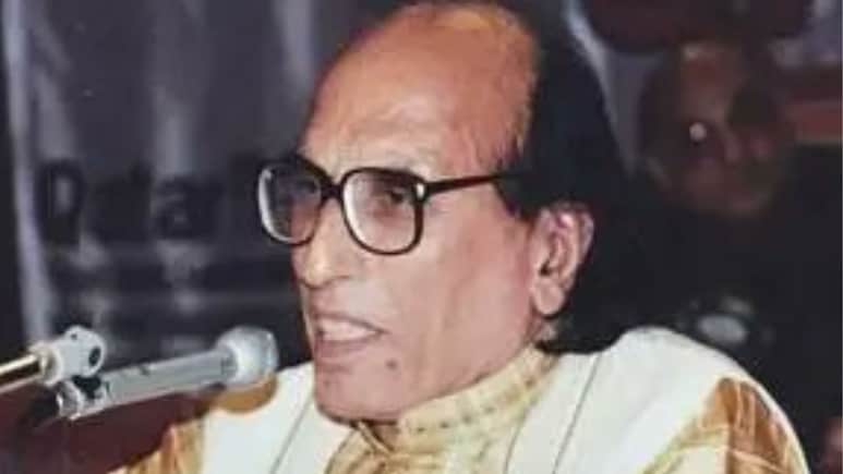 Bashir Badra: कभी AMU में उर्दू पढ़ाते थे बशीर बद्र, मेरठ कॉलेज में उर्दू विभाग के HOD भी रहे