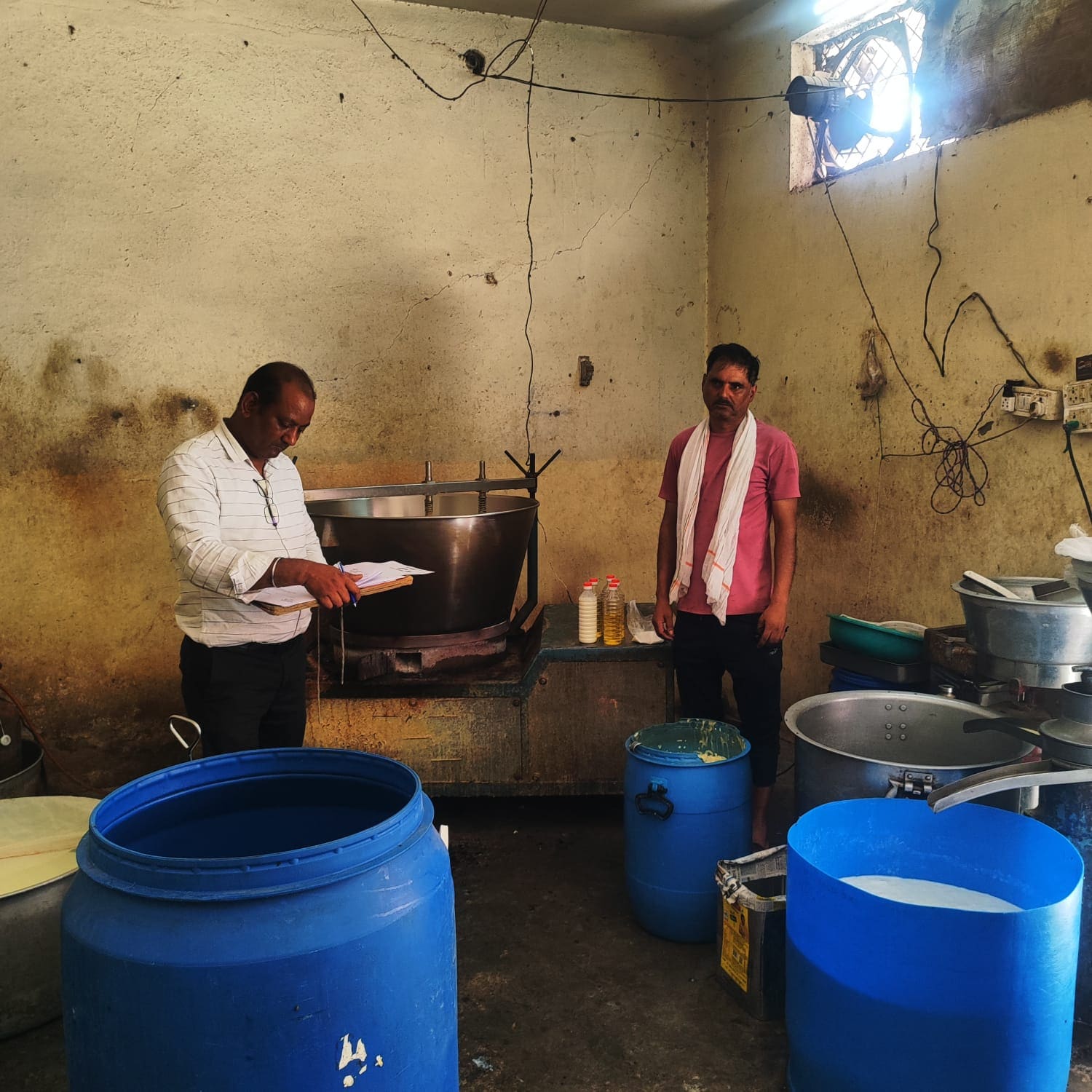 Fake Milk Paneer Racket Busted: खाद्य विभाग का एक्शन