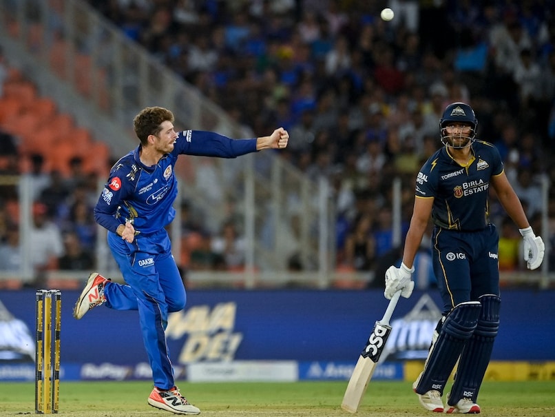 Mitchell Santner Sidelined For At Least A Month Due To Shoulder Injury