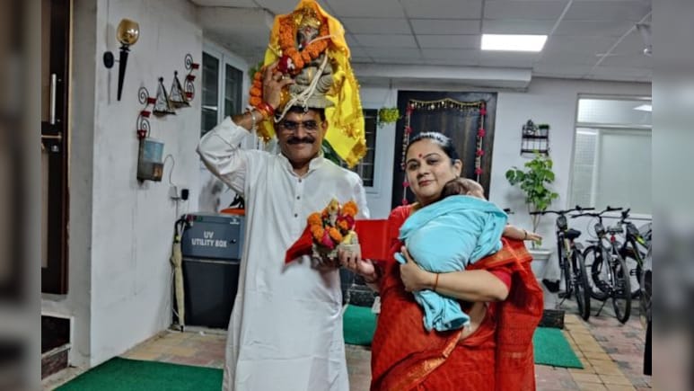 'EMI पर मिलेगा पेट्रोल-डीजल...', BJP प्रदेश अध्यक्ष वीडी शर्मा की पत्नी की पोस्ट से मचा सियासी बवाल