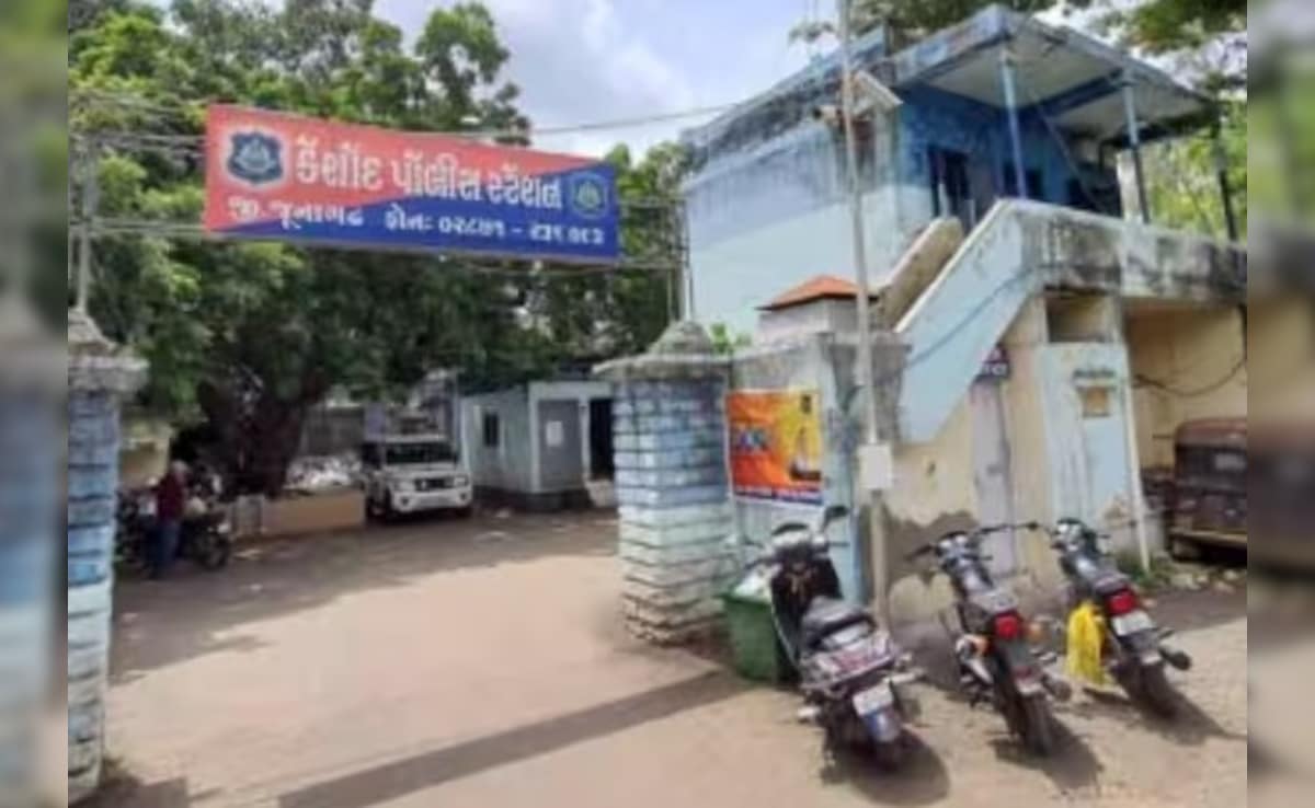 गुजरात के जूनागढ़ में बड़ा सड़क हादसा, 2 यात्रियों की मौत, 15 घायल