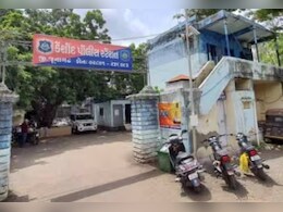 गुजरात के जूनागढ़ में बड़ा सड़क हादसा, 2 यात्रियों की मौत, 15 घायल