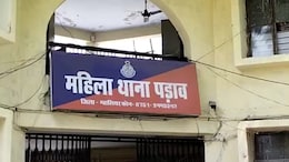 इश्क, धोखा और ब्लैकमेल: प्रेमी ने पहले उजाड़ा प्रेमिका का घर, उसके पत&zwj;ि को बता दी पूरी प्रेम कहानी