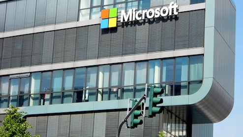Anthropic In Talks With Microsoft For Custom AI Chips: Report