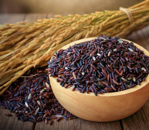 Purple rice is generally safe for most people, but moderation remains important