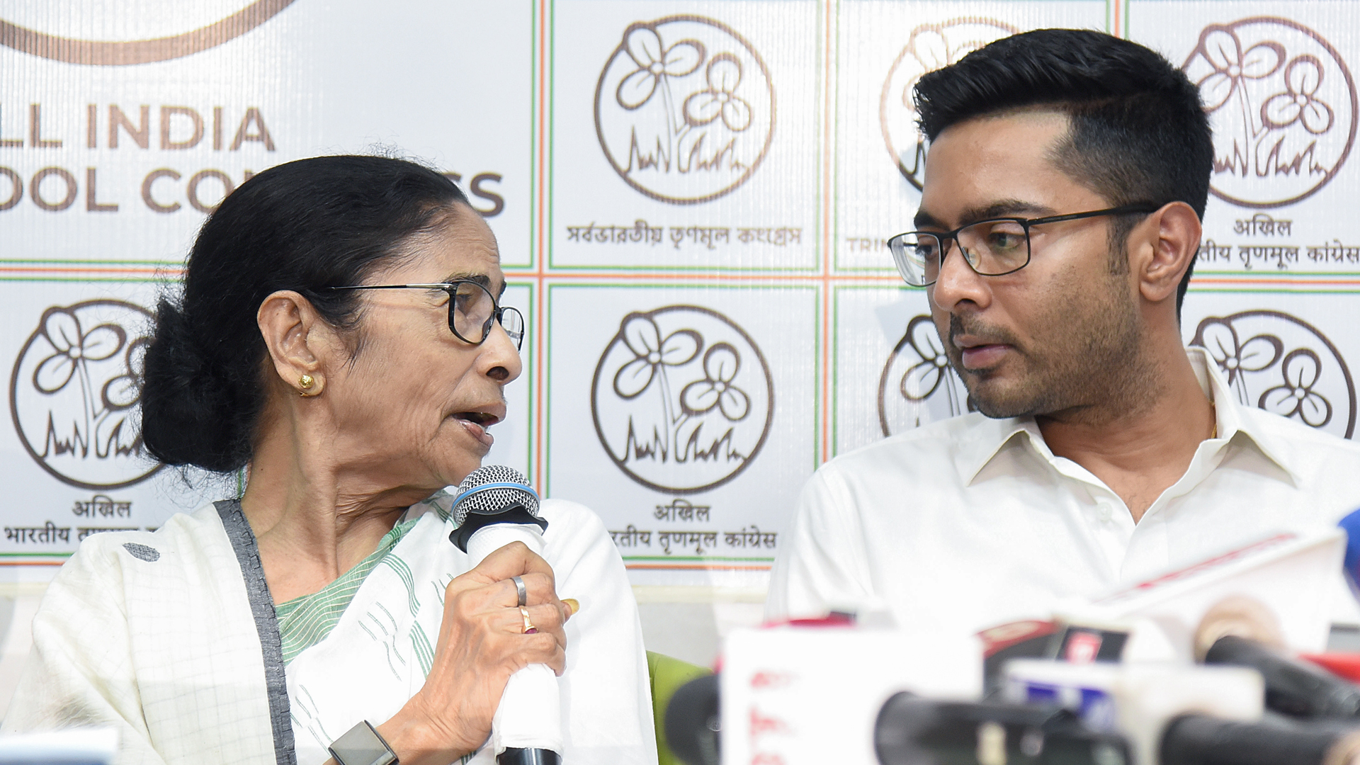 Is TMC Falling Apart After Mamata Banerjee's Defeat?