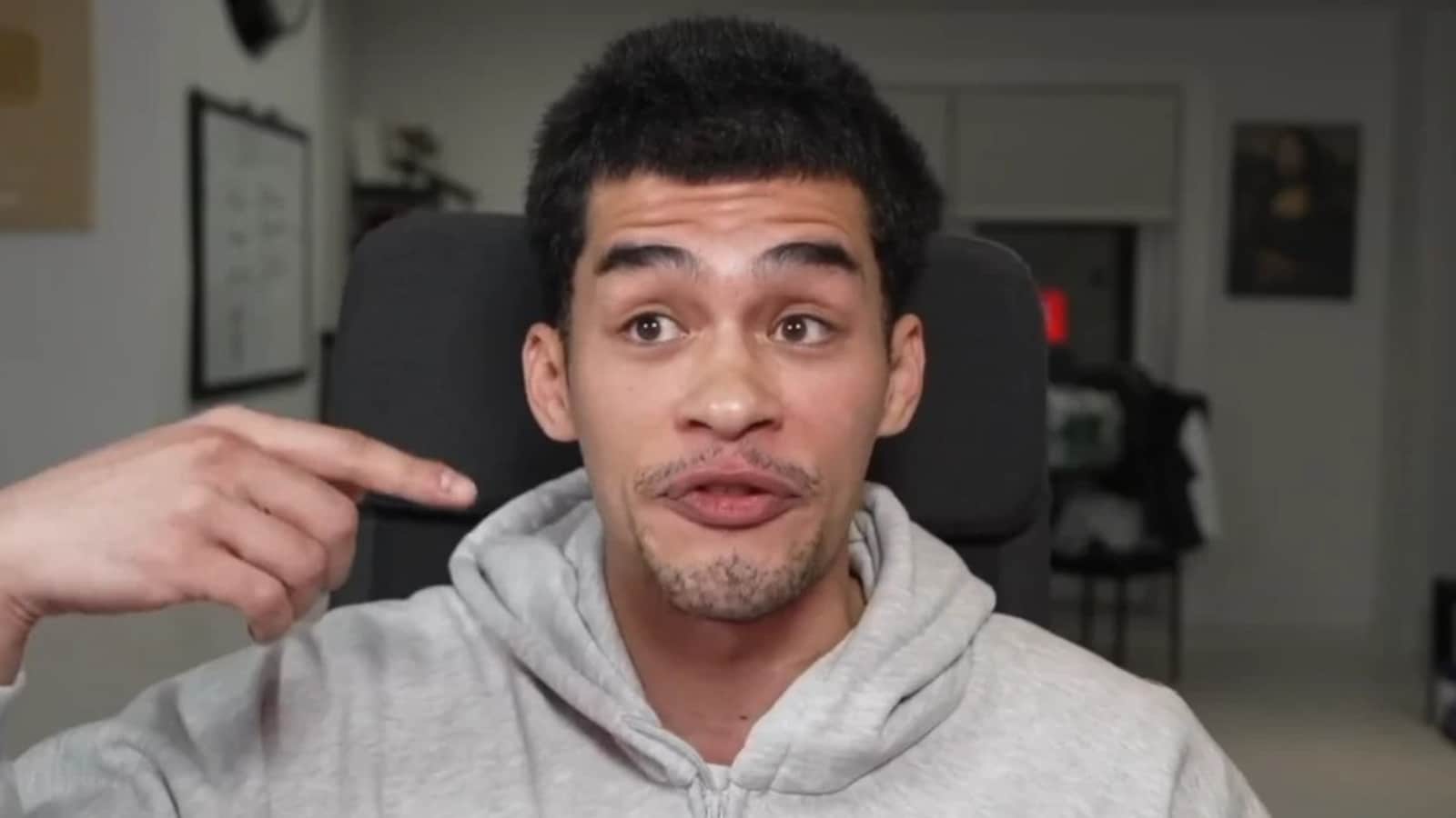 “I Was Not Allowed”: Sneako Says He Is Banned From Adin Ross’ Brand Risk Boxing 14