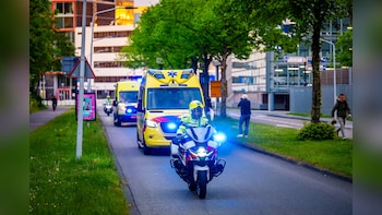 Evacuated Hantavirus Patients Reach Netherlands as Ship Sails On
