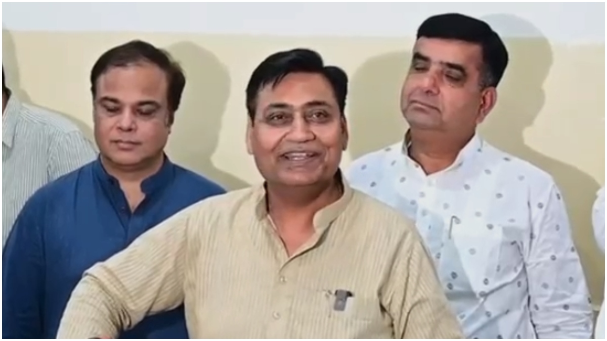'जो नेता अपनी सीट नहीं बचा पाए वो बंगाल में जीत कैसे दिलाएंगे?' राठौड़ को क्रेडिट देने पर डोटासरा का सवाल