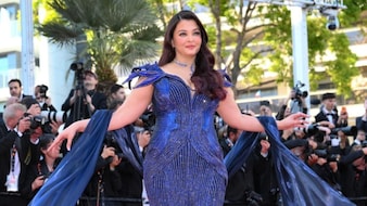 Aishwarya Rai Finally Takes Over Cannes In A Stunning Blue Amit Aggarwal Gown
