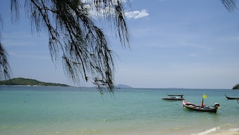 Phuket Mystery Deepens After Indian Tourists Lose Consciousness Back-To-Back; One Dies