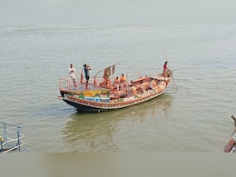 ब&zwj;िहार: गंगा नदी में पलटी नाव, 14 लोग थे सवार; 3 की मौत और 4 लापता&nbsp;