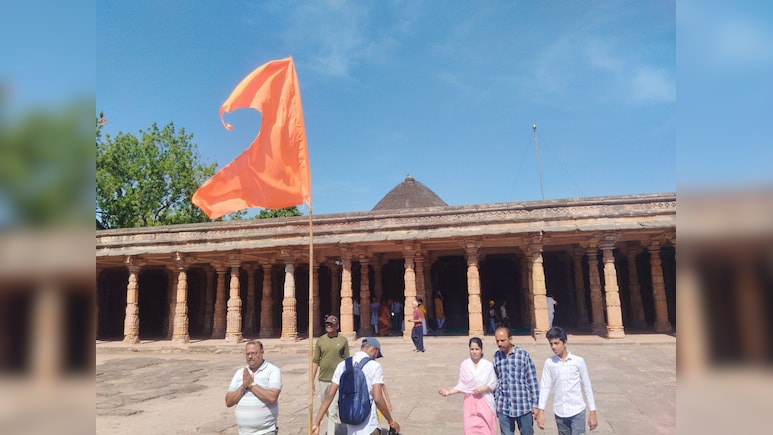 "Sensitive Issue": Supreme Court Refuses To Restore Friday Namaz At Bhojshala