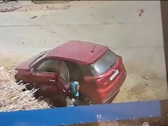 Tragedy Amid Heatwave: Minor Sisters Get Trapped Inside Parked Car, Suffocate To Death
