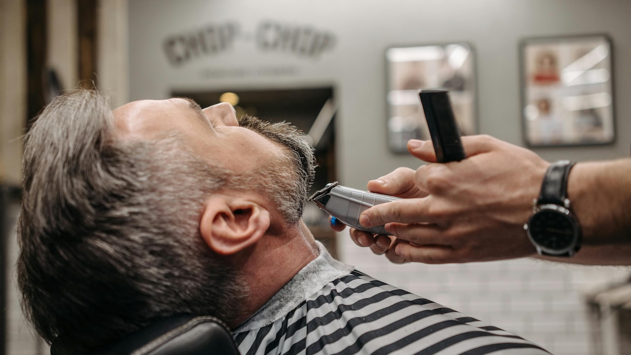 How to choose a beard trimmer for at-home grooming How to choose a beard trimmer for at-home grooming