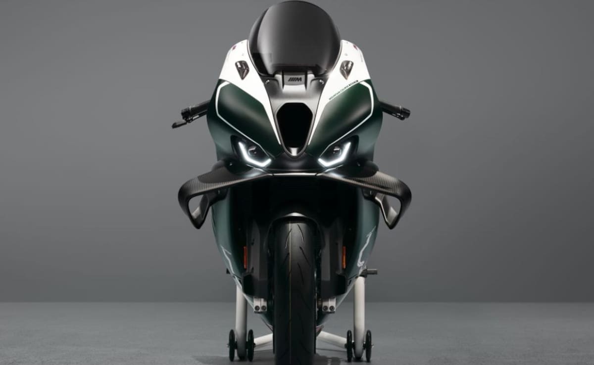 पूरी दुनिया में सिर्फ 115 लोग ही खरीद पाएंगे यह BMW बाइक! जानें क्या है 'Isle of Man TT' एडिशन में खास