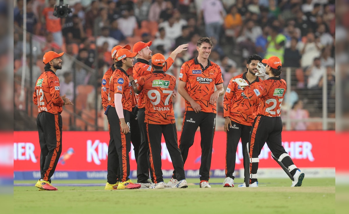 IPL 2026: हैदराबाद पर लटकी प्ले-ऑफ राउंड से बाहर होने की तलवार, RCB से मैच होगा नॉकआउट! जानें यहां से कैसे मिलेगा टिकट