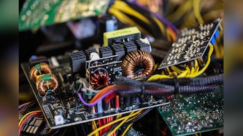 AI's Hottest Private Companies Have Booming Crypto Shadow Market