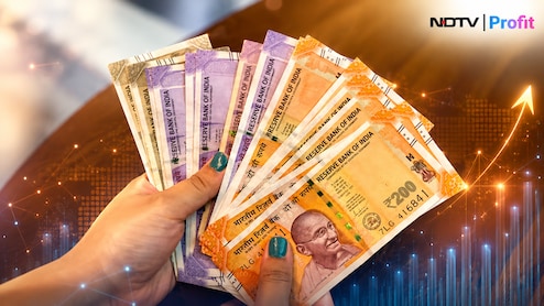 Rupee Gains 49 Paise Against US Dollar After Oil Prices Retreat From Highs