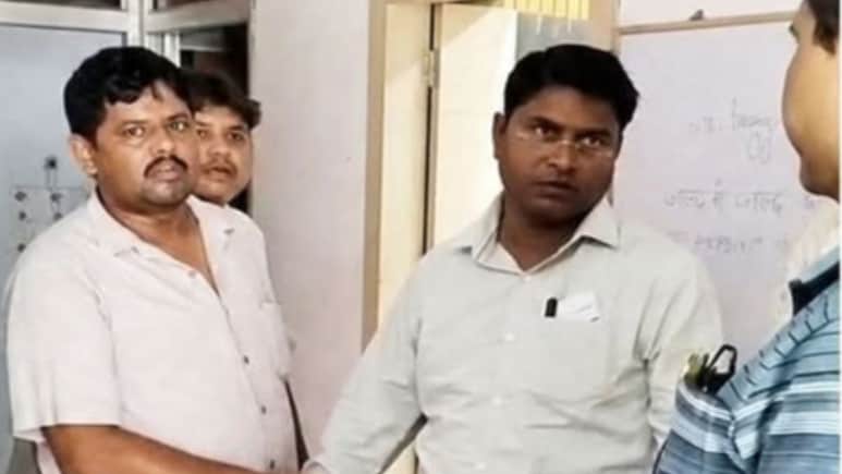 बिहार में 145000 रुपये रिश्वत लेते पकड़ा गया JE, निगरानी विभाग ने किया ट्रैप
