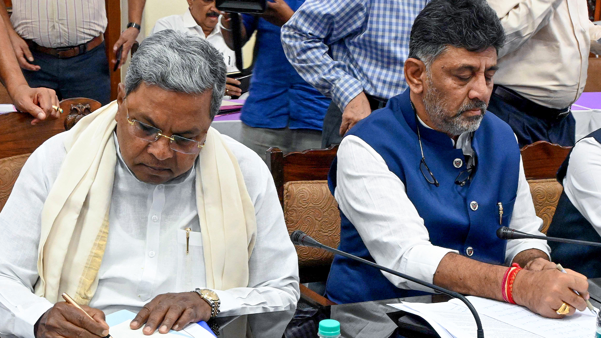 "Siddaramaiah Has Decided To Resign": Congress MLA Drops Big Karnataka Hint