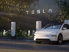 Tesla Model Y का प्रीमियम अवतार भारत में लॉन्च, सिंगल चार्ज पर देगी 500 KM की रफ्तार