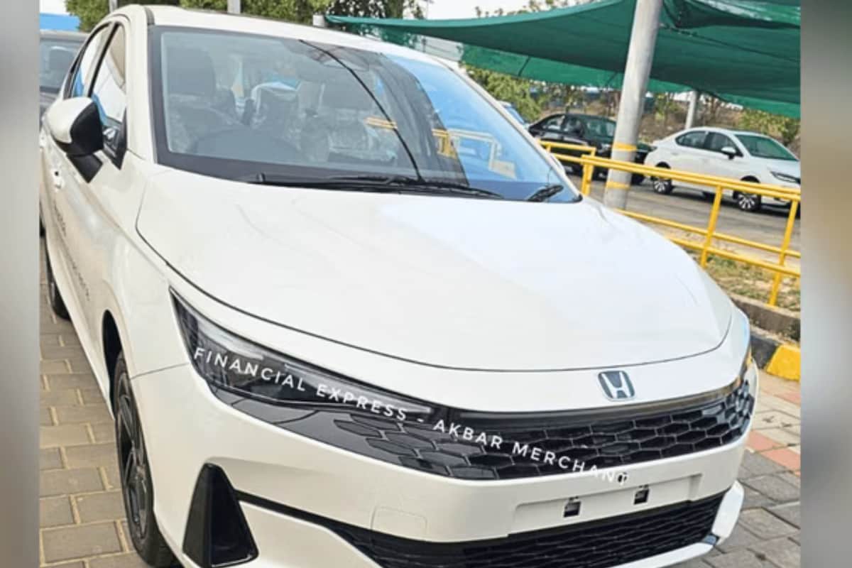 Honda City Facelift Spy [Image Source- X (Akbar Merchant)]