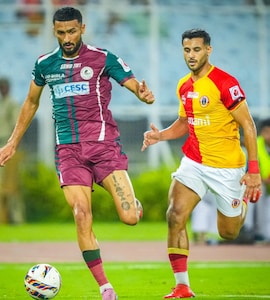 Mohun Bagan vs East Bengal LIVE Score, ISL: East Bengal Hit Post, Miss 3 Big Chances In 1st Half | MB 0-0 EB