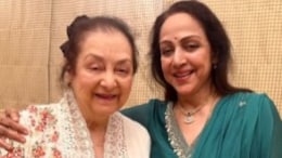 Saira Banu Meets Hema Malini After Dharmendra's Death: "Simply Mesmerised By Her Beauty"
