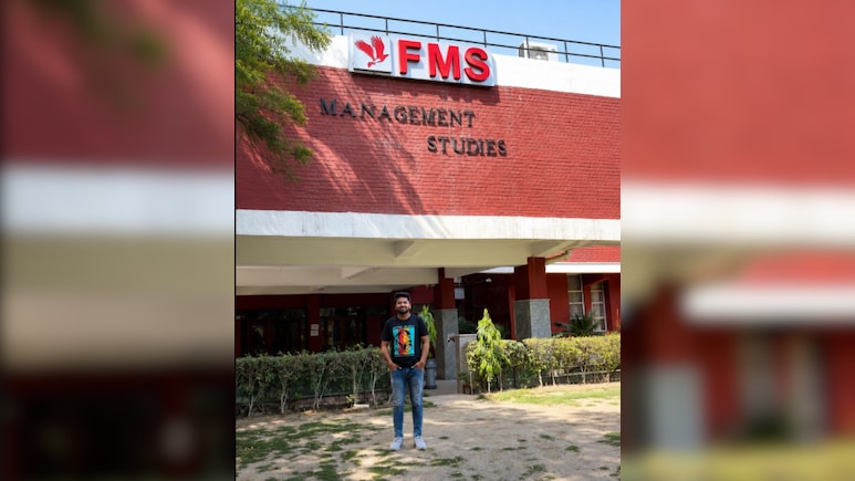 Zomato Delivery Rider Cracks CAT, Secures Admission At FMS Delhi After Years Of Struggle