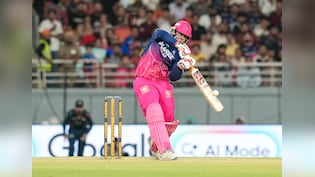 GT vs RR LIVE Score, IPL 2026 Qualifier 2:  वैभव सूर्यवंशी का पावरप्ले में तूफानी रिकॉर्ड, जेसन होल्डर ने पराग का किया शिकार
