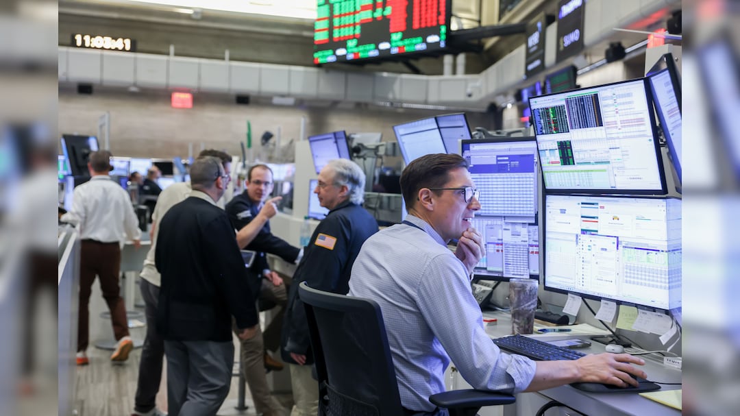 Wall Street Highlights: S&P 500, Nasdaq End Choppy Day Little Changed as Yields Steady; SOX Drops