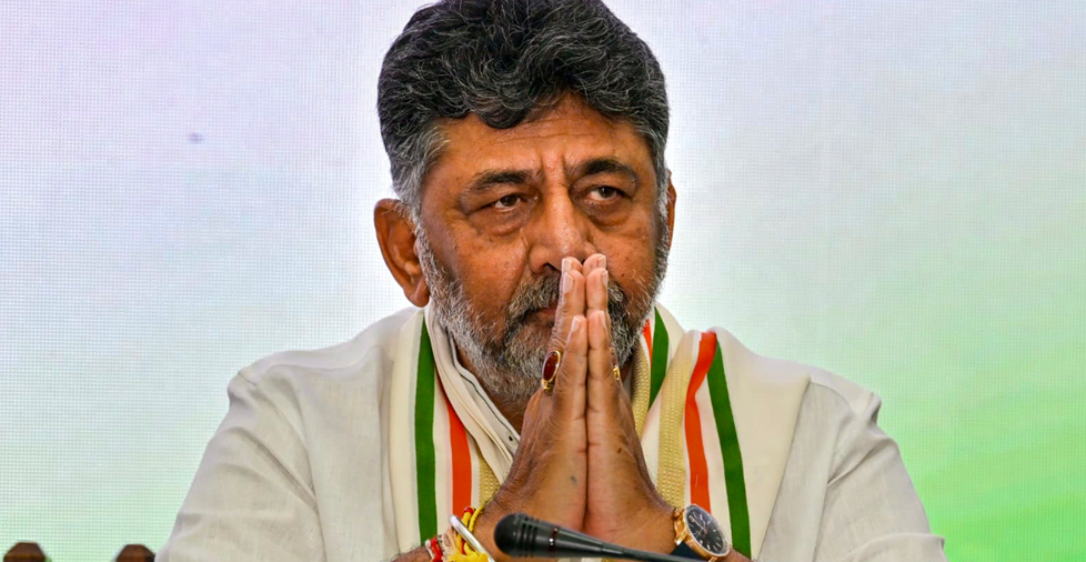 कर्नाटक के सीएम तो बन गए DK, लेकिन बीजेपी-जेडीएस के साथ ही अपनों से भी चुनौतियां