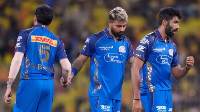 R Ashwin Slams Hardik Pandya, Jasprit Bumrah After Mumbai Indian's Abysmal IPL 2026 Campaign